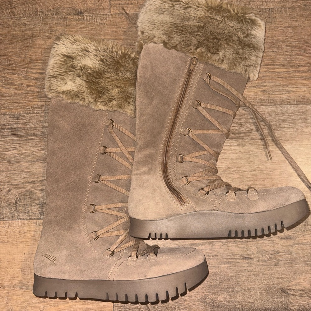 ANDREA FENZI Beige Fur-Lined Winter Boots